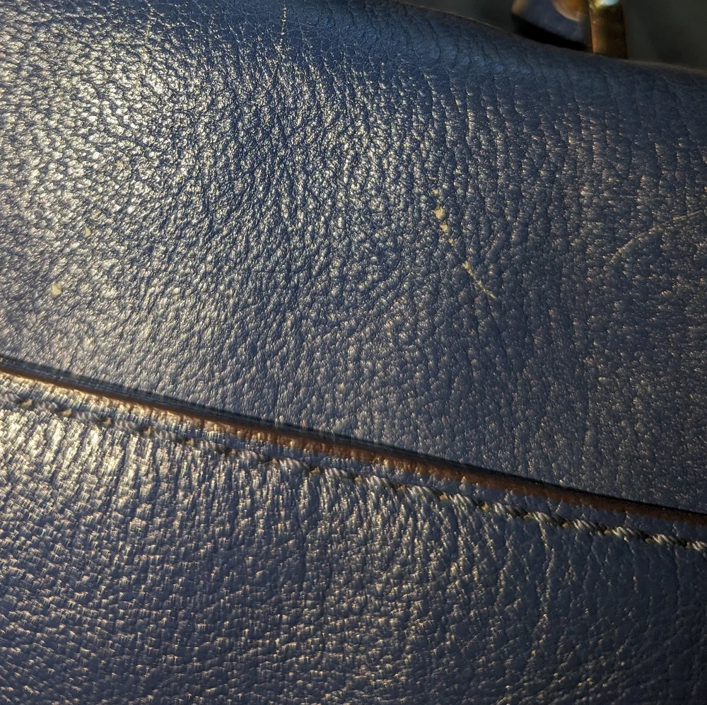 Michael Kors Sloan top handle satchel bag. - Picture 12 of 12